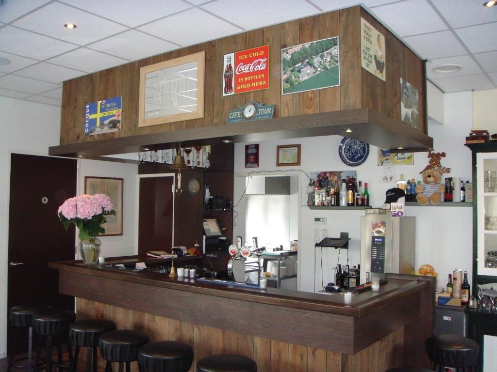 Hotel Restaurant Lakeside Uithoorn Extérieur photo