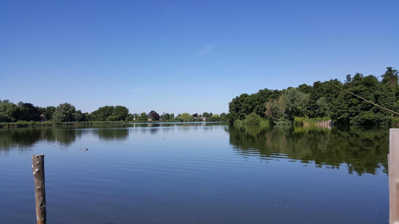 Hotel Restaurant Lakeside Uithoorn Extérieur photo